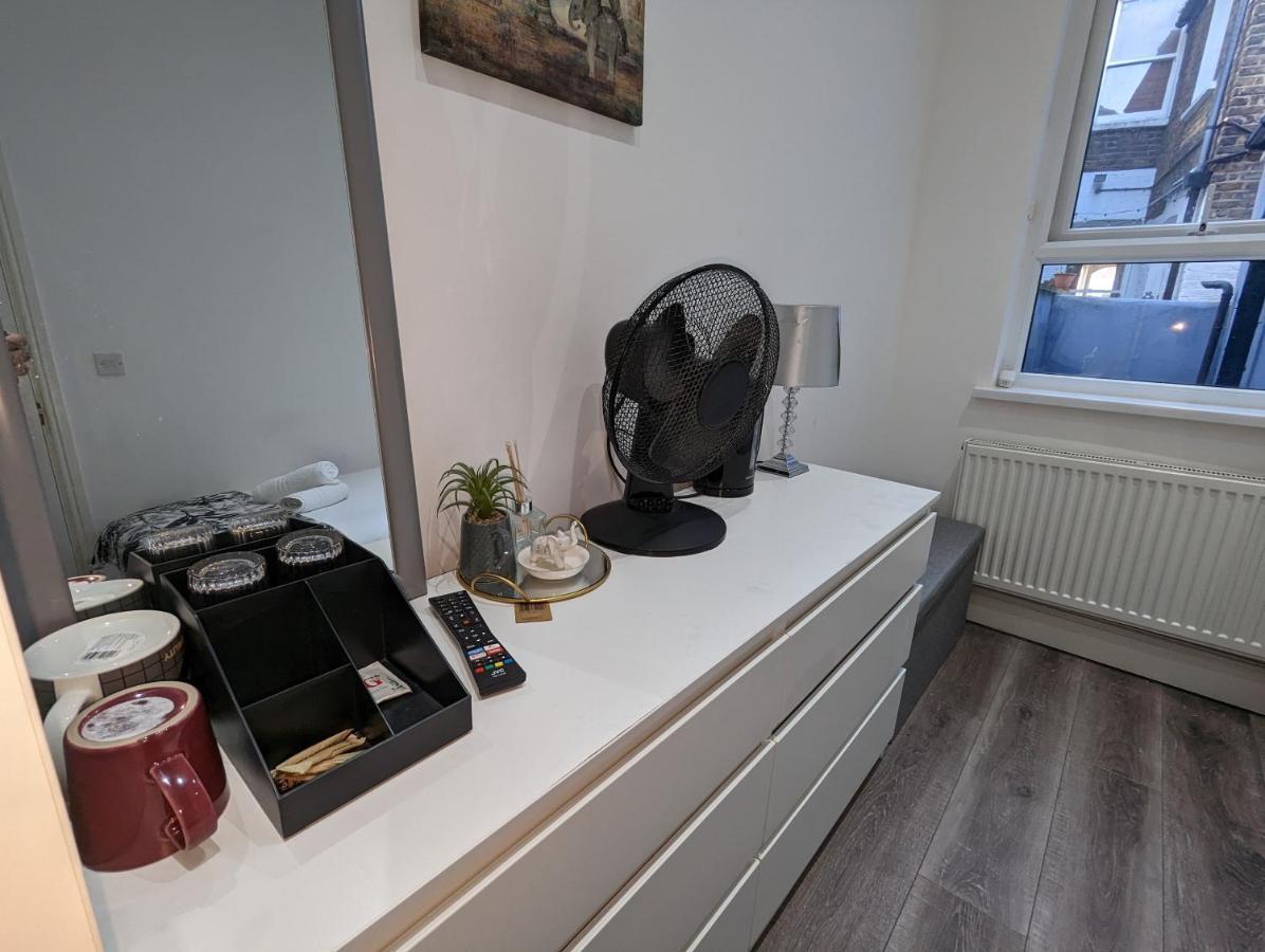 Mile End- Prime Location Hotel Лондон Екстериор снимка